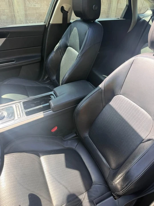 2016 Jaguar X260 XF - Image 9 of 15