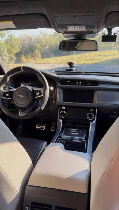 2016 Jaguar X260 XF - Image 9 of 13