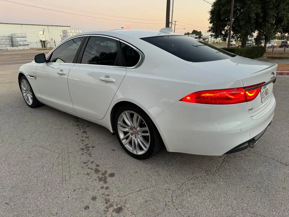 2016 Jaguar X260 XF - Image 11 of 12