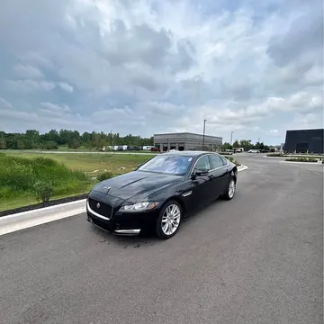 2016 Jaguar XF 3.5t Prestige Sedan