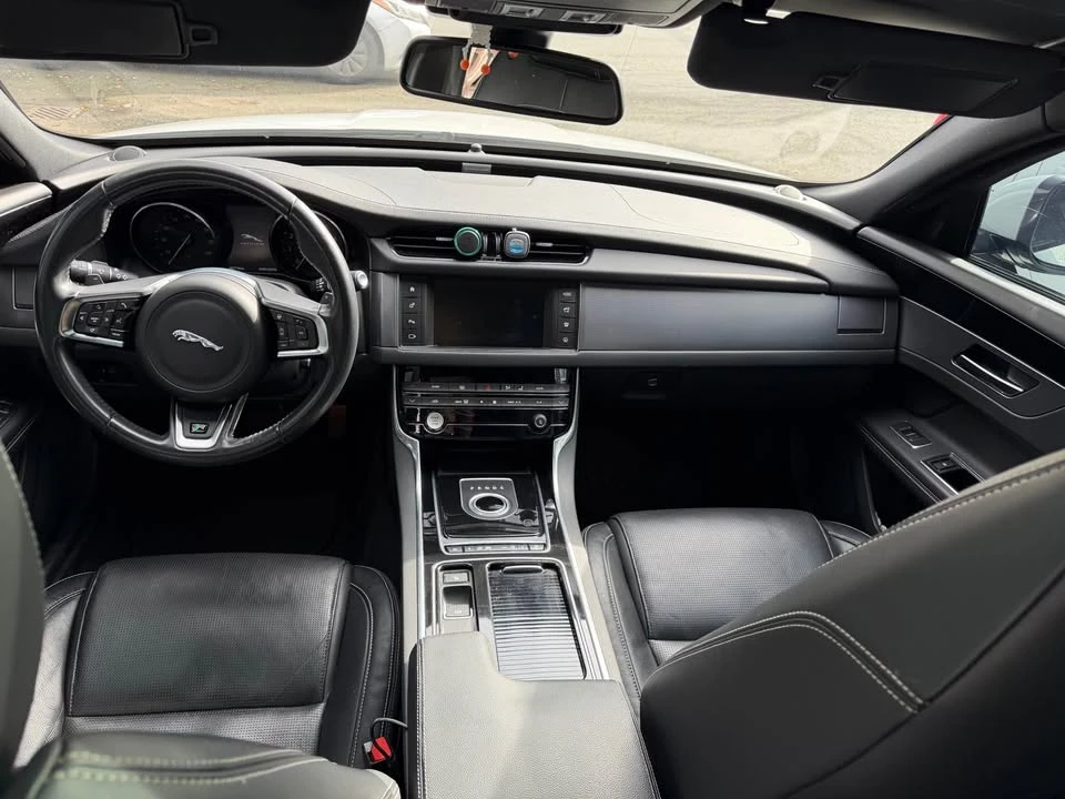 2016 Jaguar X260 XF - Image 2 of 8