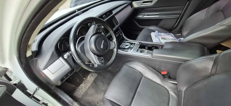 2016 Jaguar X260 XF - Image 4 of 8