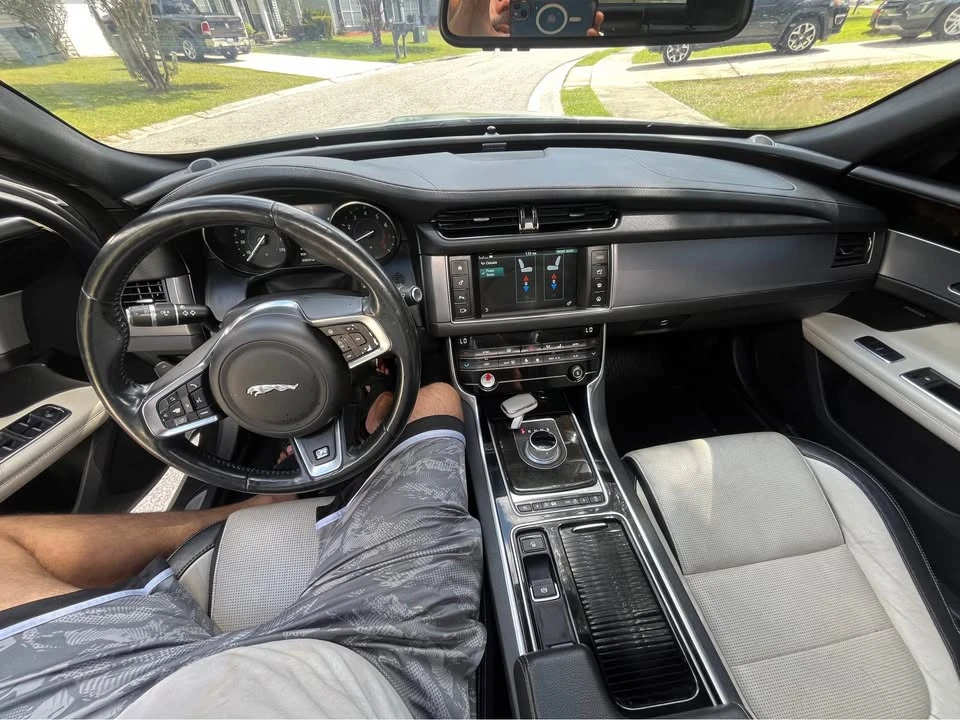 2016 Jaguar X260 XF - Image 17 of 20