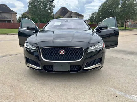 2016 Jaguar XF XF 35t Portfolio Limited Edition Sedan 4D