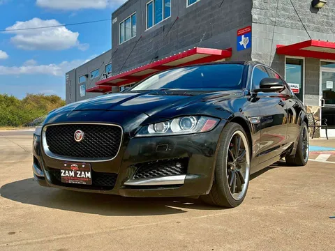 2016 Jaguar XF 35t Premium Sedan 4D