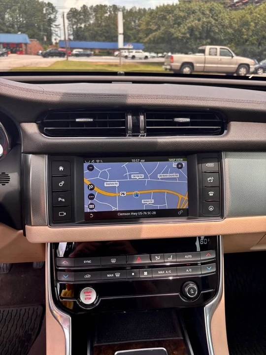 2016 Jaguar X260 XF - Image 11 of 15