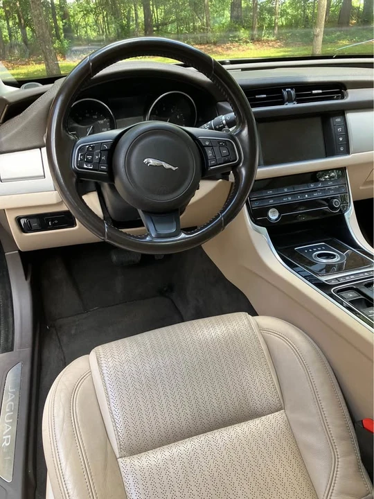 2016 Jaguar X260 XF - Image 6 of 10