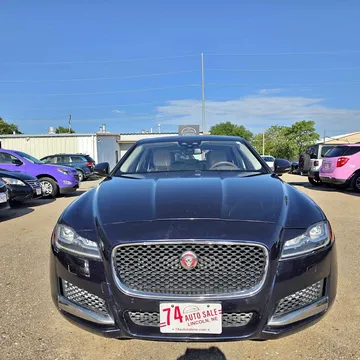 2016 Jaguar XF 35t Prestige Sedan 4D