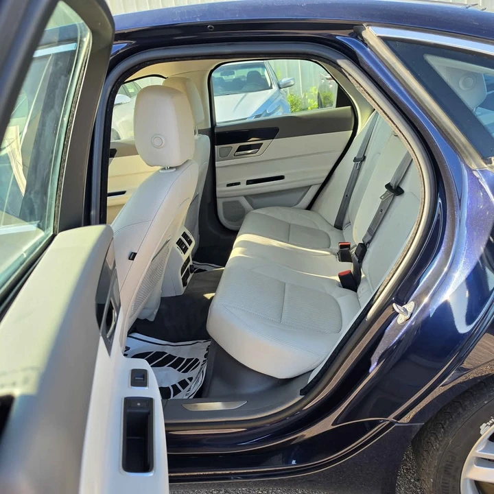 2016 Jaguar X260 XF - Image 7 of 20
