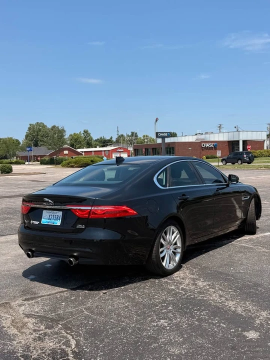 2016 Jaguar X260 XF - Image 4 of 10