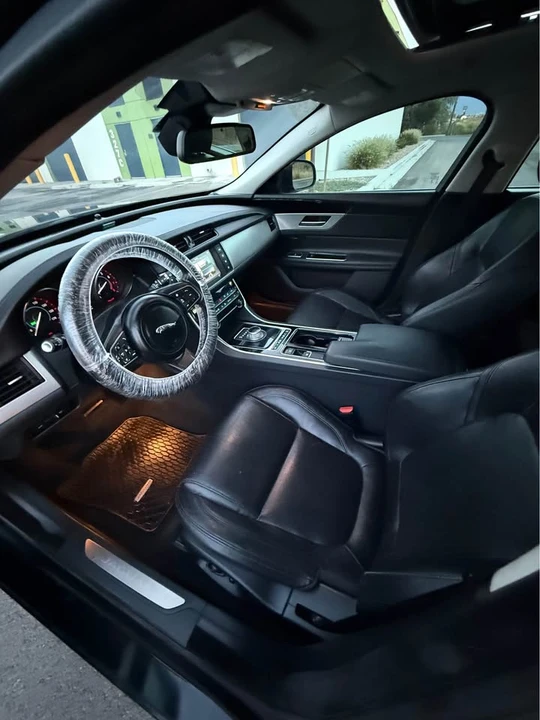 2016 Jaguar X260 XF - Image 10 of 19