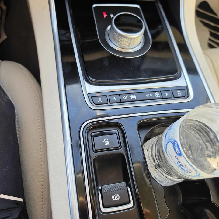 2016 Jaguar X260 XF - Image 14 of 20