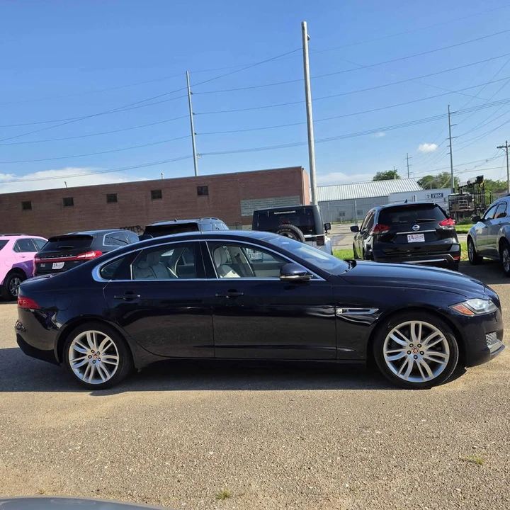 2016 Jaguar X260 XF - Image 4 of 20