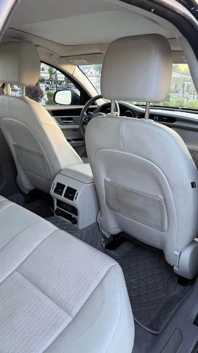 2016 Jaguar X260 XF - Image 10 of 11