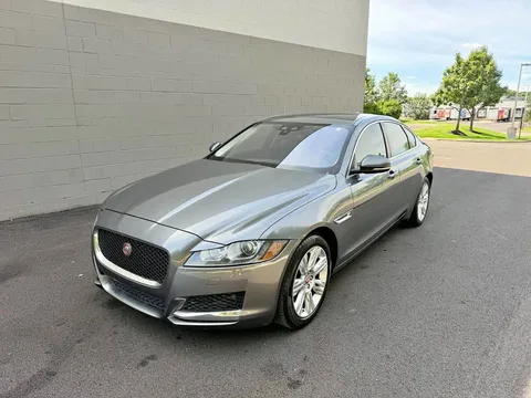 2016 Jaguar XF XF 35t Prestige Sedan 4D