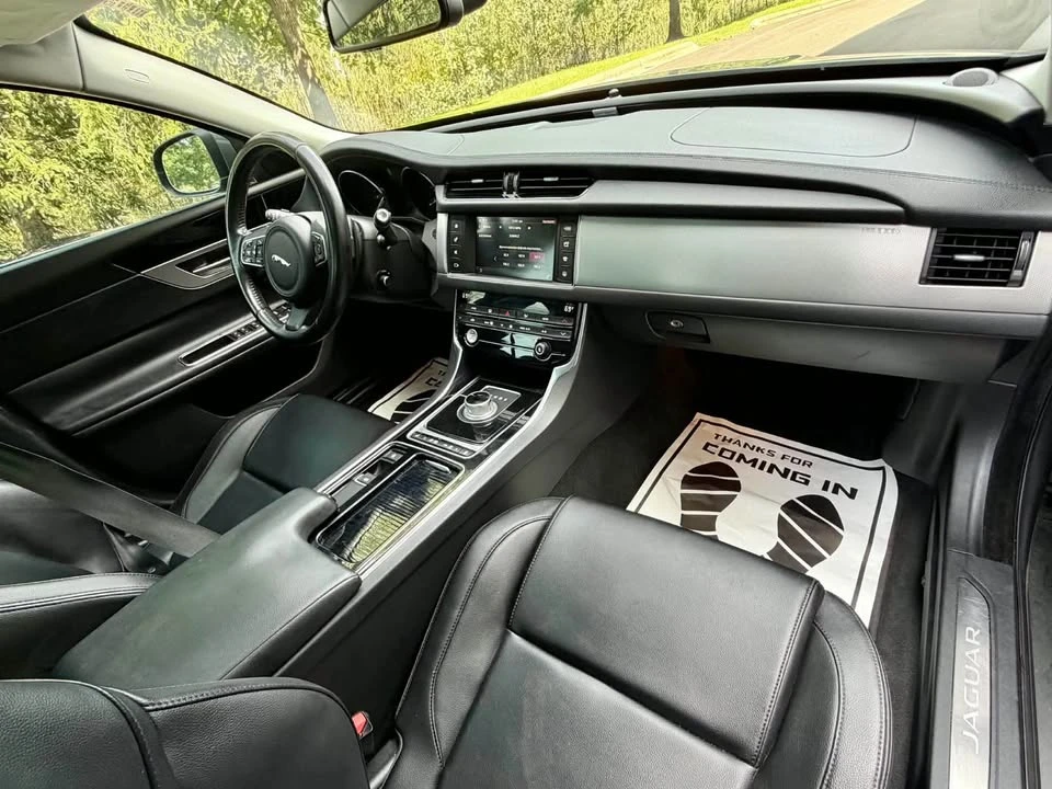 2016 Jaguar X260 XF - Image 8 of 13