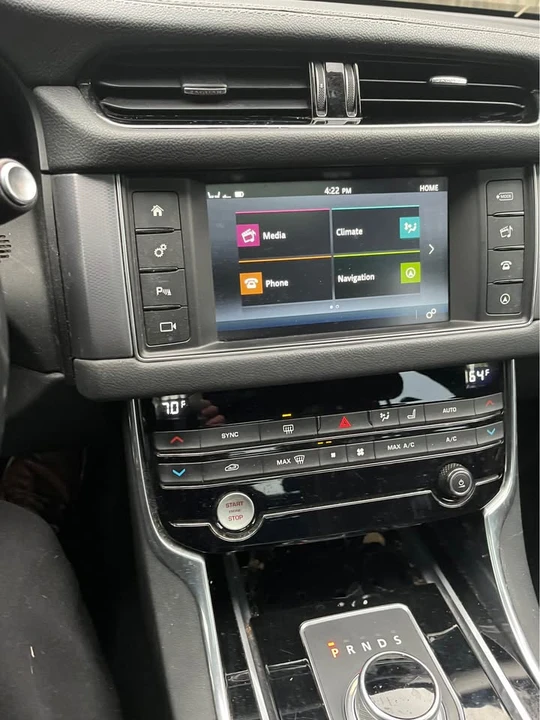 2016 Jaguar X260 XF - Image 16 of 20