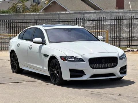 2016 Jaguar XF XF 35t R-Sport Sedan 4D
