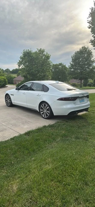 2016 Jaguar X260 XF - Image 3 of 13
