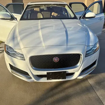 2016 Jaguar XF Prestige
