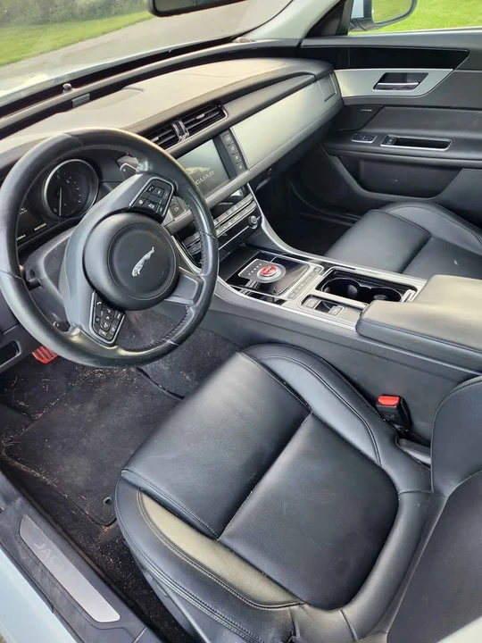 2016 Jaguar X260 XF - Image 5 of 8