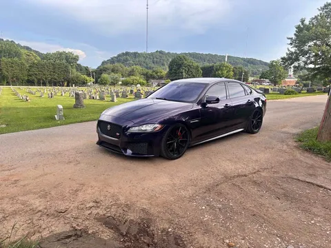 2016 Jaguar XF XF Supercharged Sports Sedan 4D