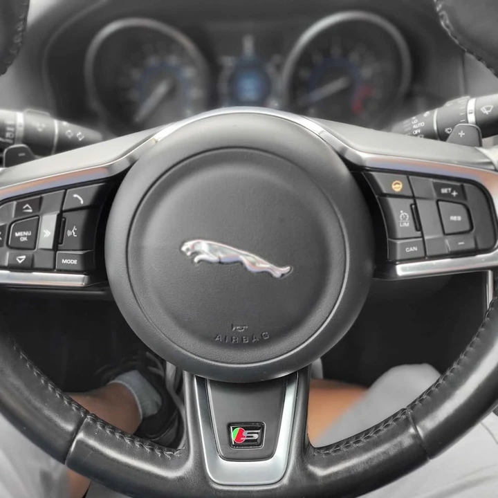 2016 Jaguar X260 XF - Image 14 of 20