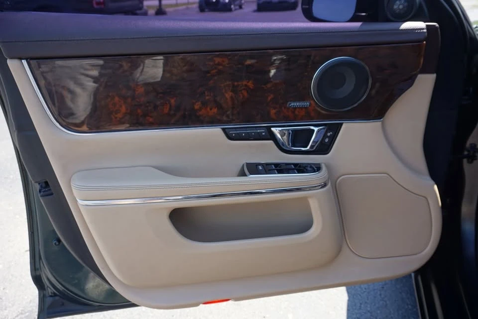 2016 Jaguar X351 XJ - Image 12 of 20
