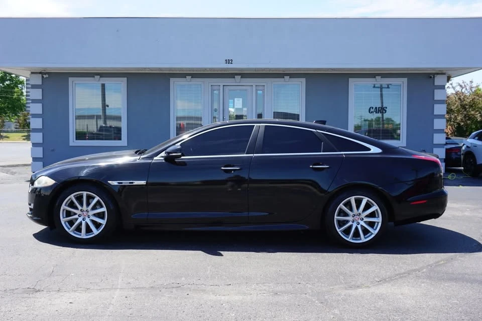 2016 Jaguar X351 XJ - Image 8 of 20