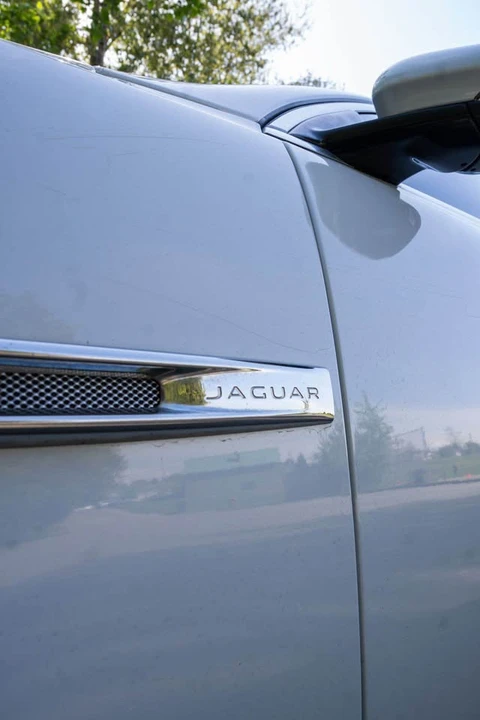 2016 Jaguar X351 XJ - Image 5 of 16