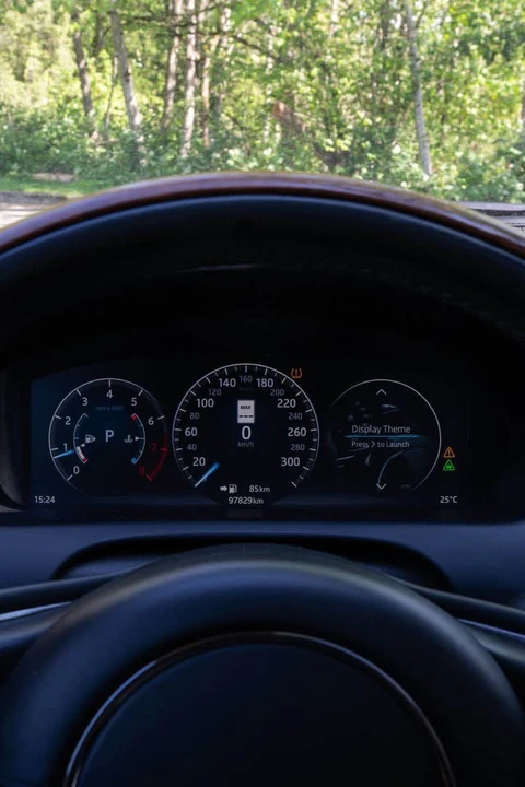 2016 Jaguar X351 XJ - Image 19 of 20