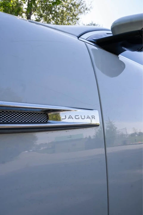 2016 Jaguar X351 XJ - Image 4 of 20