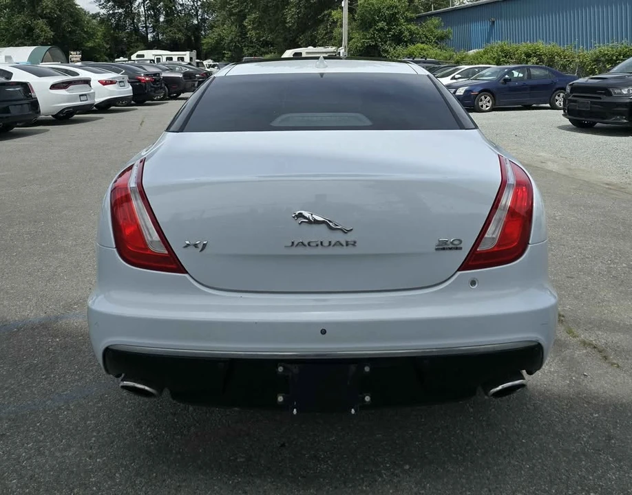 2016 Jaguar X351 XJ - Image 7 of 11