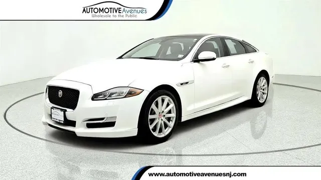 2016 Jaguar XJ R-Sport AWD