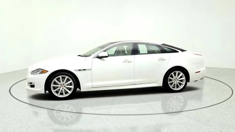 2016 Jaguar X351 XJ - Image 8 of 20