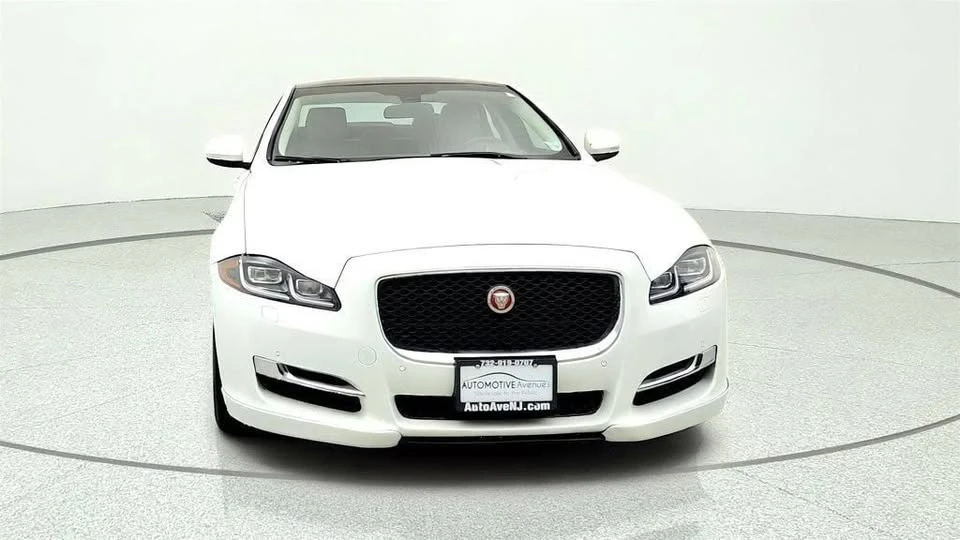 2016 Jaguar X351 XJ - Image 2 of 20