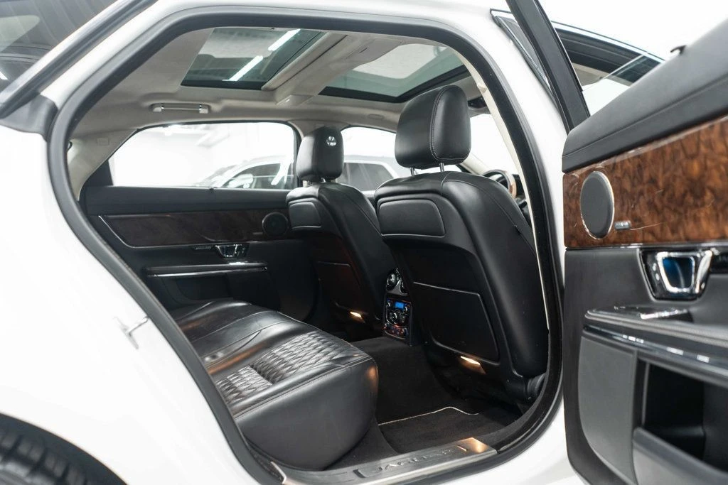 2016 Jaguar X351 XJ - Image 12 of 12