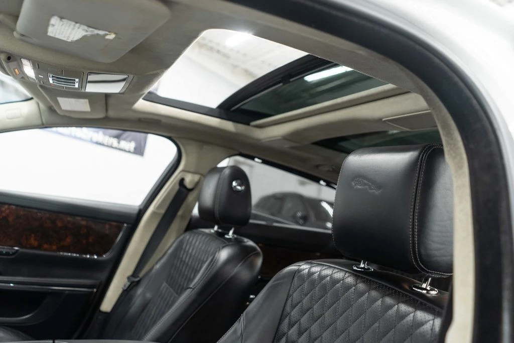 2016 Jaguar X351 XJ - Image 11 of 12