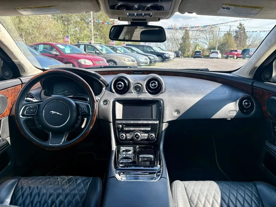 2016 Jaguar X351 XJ - Image 12 of 15