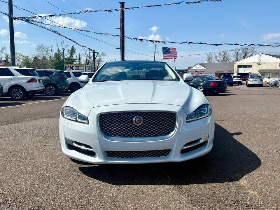 2016 Jaguar X351 XJ - Image 5 of 15