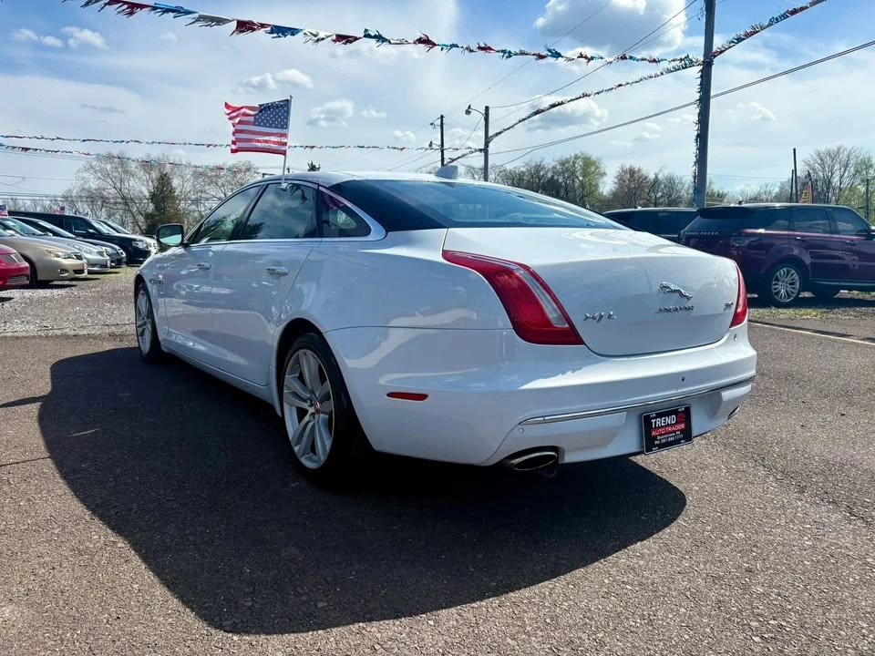 2016 Jaguar X351 XJ - Image 2 of 15
