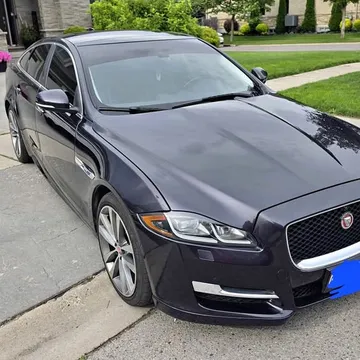 2016 Jaguar XJ R-Sport