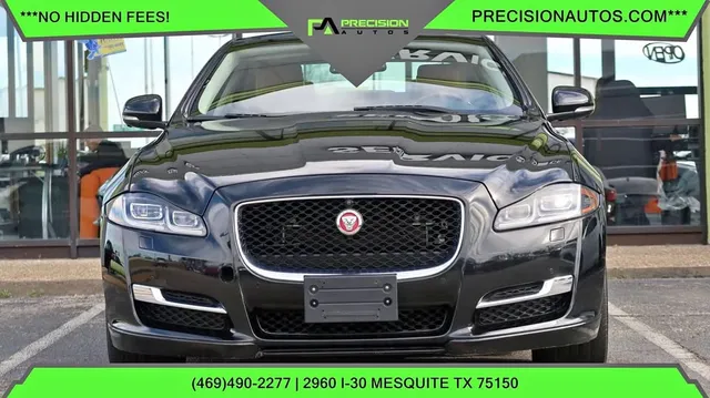 2016 Jaguar XJ R-Sport