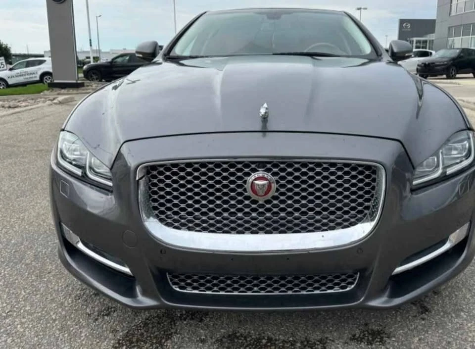 2016 Jaguar X351 XJ - Image 8 of 9