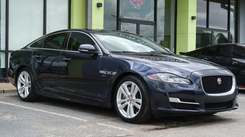 2016 Jaguar X351 XJ - Image 5 of 20