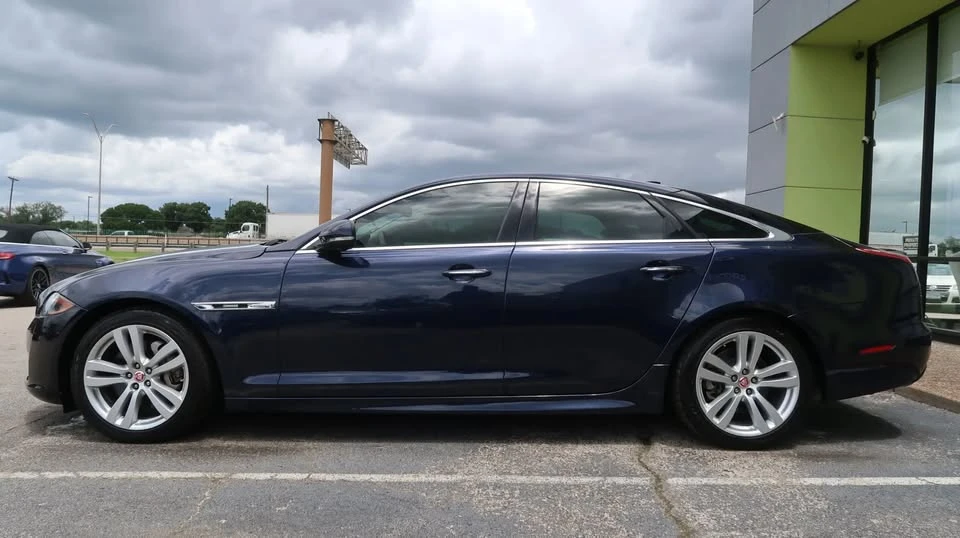 2016 Jaguar X351 XJ - Image 7 of 20
