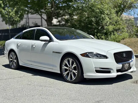 2016 Jaguar XJ R Sport