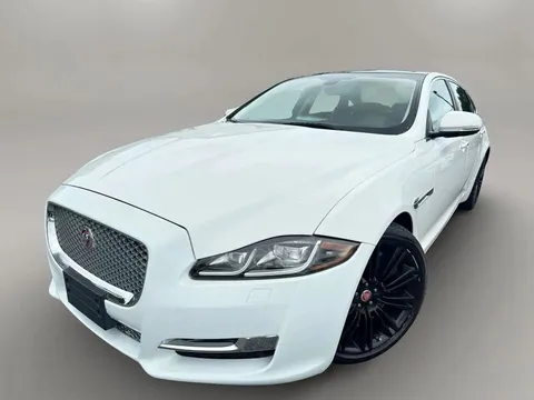 2016 Jaguar XJ XJL Supercharged Sedan 4D