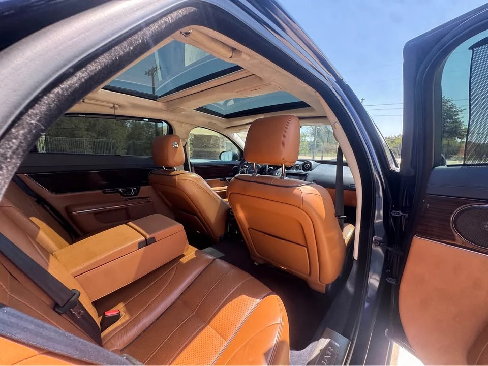 2016 Jaguar X351 XJ - Image 4 of 4