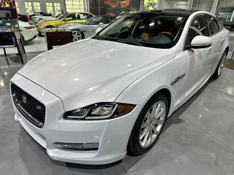 2016 Jaguar XJ